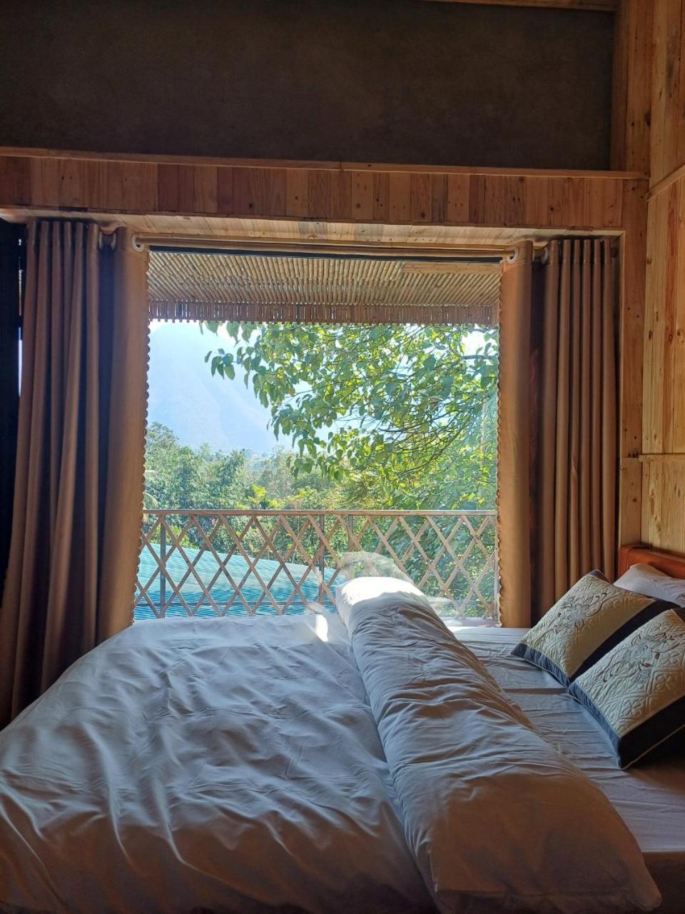 Homestay Hill House *